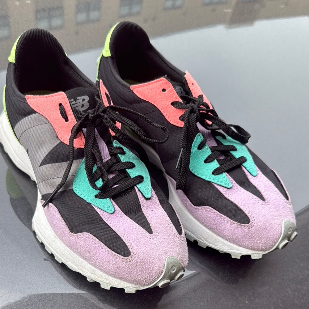 New Balance 327 Women's Multicolor Sneakers